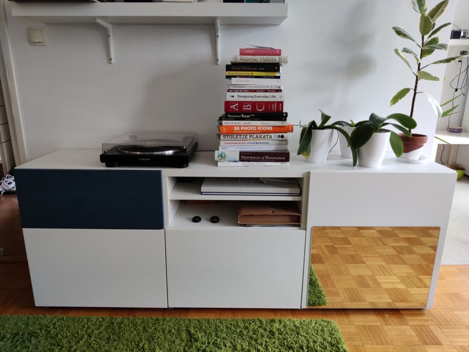 Ikea TV omarica Besta (180x40x64)