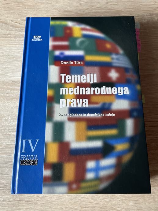 Knjiga Temelji mednarodnega prava