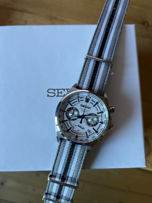 Seiko SSB401P1 8T63-00T0