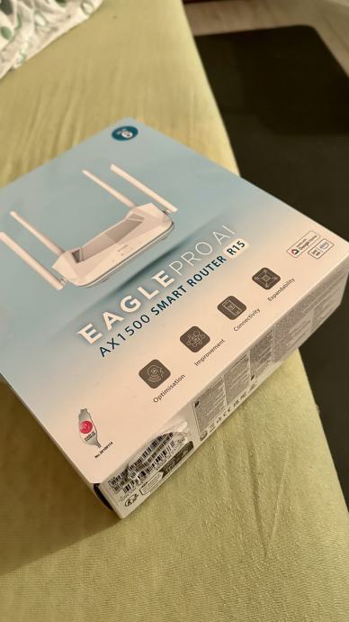 D-Link usmerjevalnik wifi singala Eagle pr axn1500 smart