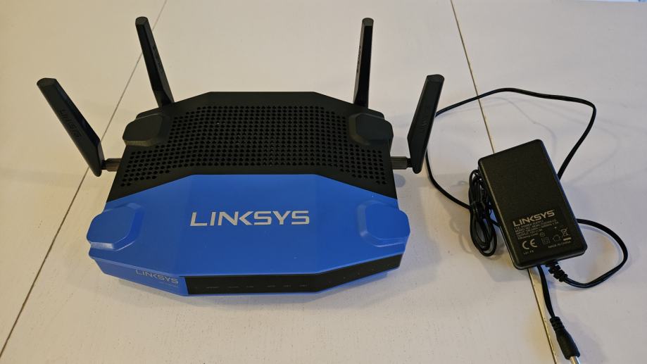 Router Linksys WRT1900AC V2 (usmerjevalnik ali ruter)