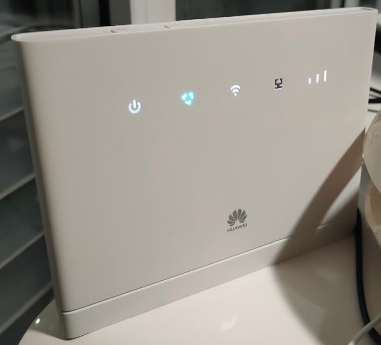 LTE usmerjevalnik Huawei B315s-22 prodam