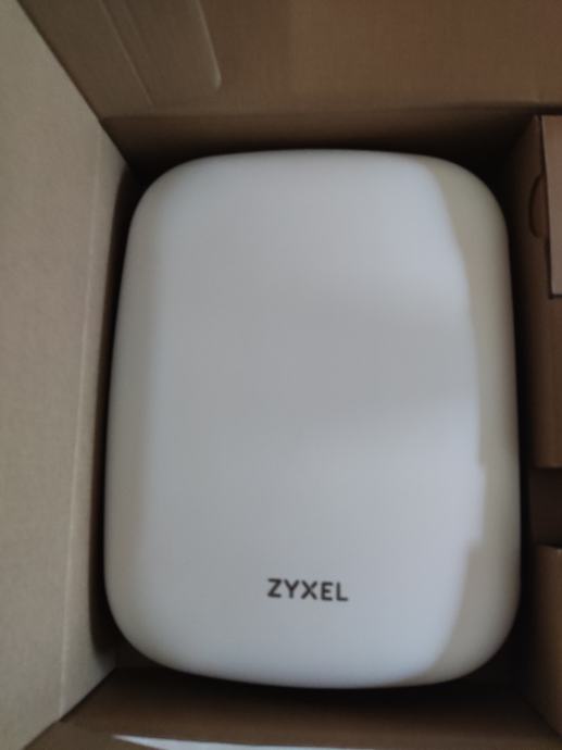 Usmerjevalnik, router Wifi 6e Zyxel Nebula SCR 50AXE