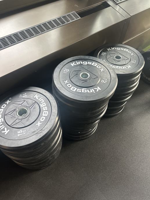 ROYAL BLACK BUMPER PLATES