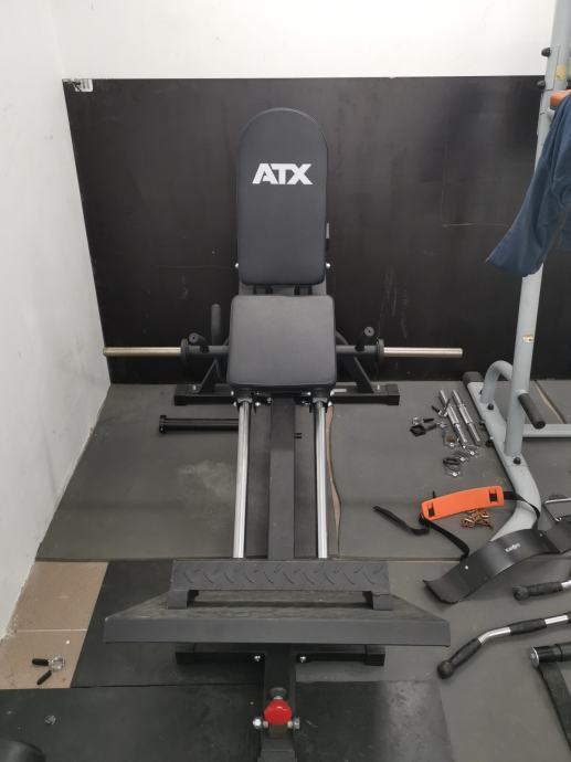 ATX vadbena postaja fitness naprava za noge