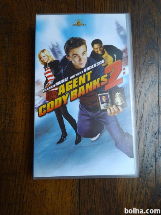 AGENT CODY BANKS 2 2004 vhs