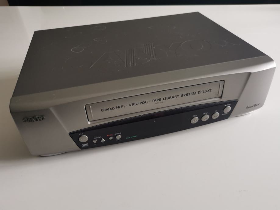 Sanyo video recorder VHR-779