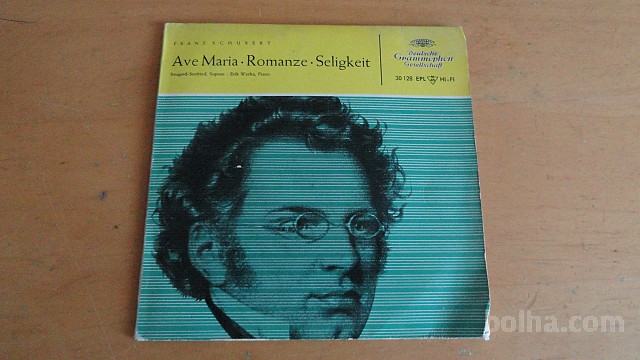 FRANZ SCHUBERT - AVE MARIA