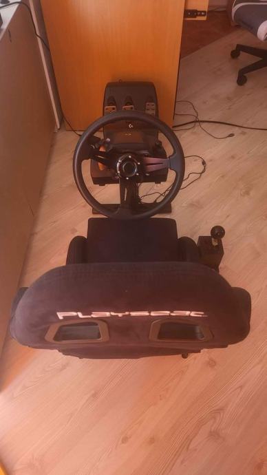 Simulator dirkanja rig in volan Logitech G923 plus 6+R sek menjalnik