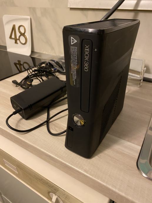 Xbox 360 S 250 Gb 2212