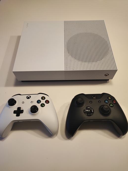 XBox ONE S 1TB, volan,, igre