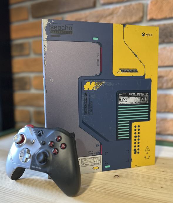 Xbox One X CyberPunk Limited Edition - KOT NOVO