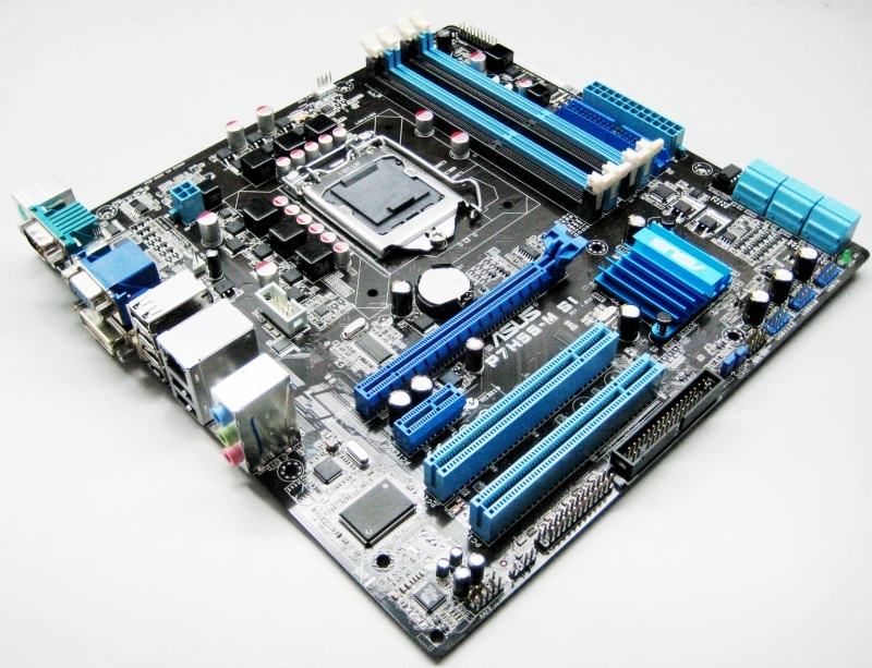 Matična Asus p7h55-m si + Core I7 860+16GB DDR3+cooler+io shield