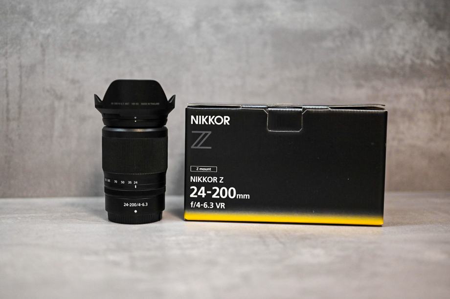 美品！NIKKOR Z 24-200mm f/4-6.3 VR　Zマウント