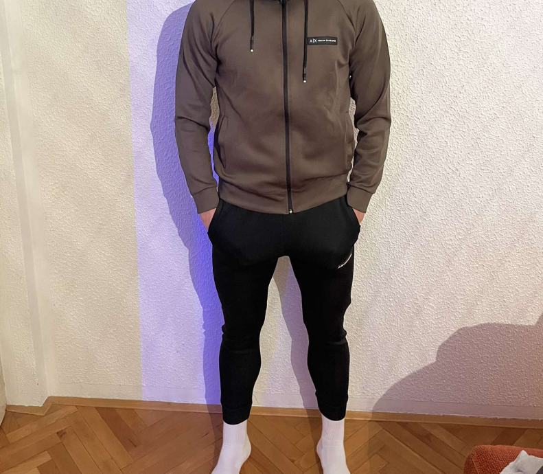 Armani moška trenerka do 185cm