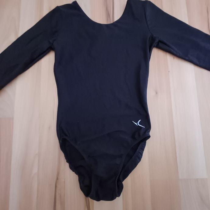 Dres, gimnastika  8y