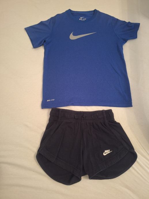 Nike komplet 122-128