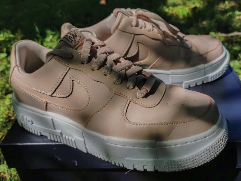 ČEVLJI NIKE AIR FORCE 1 PIXEL ŠT. 39