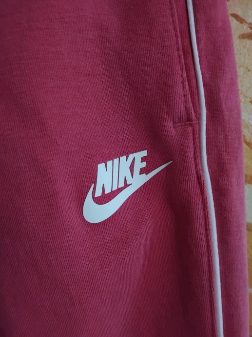 Nike spodnji del trenerka, št,  xs