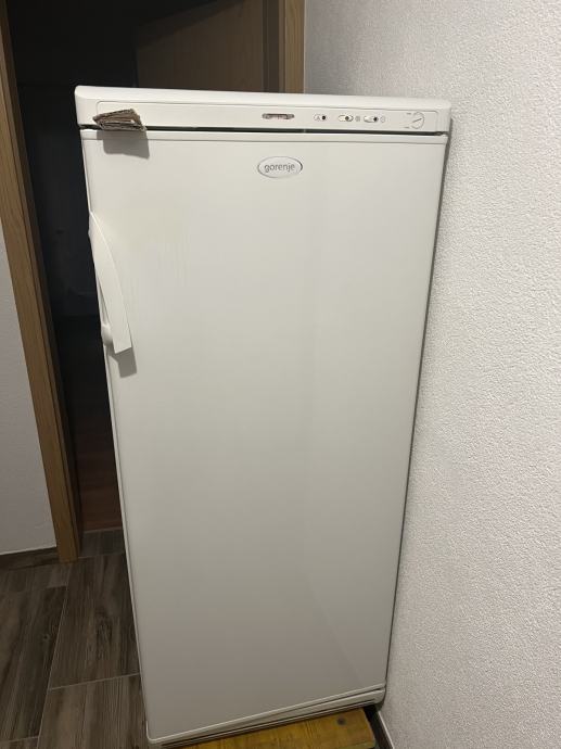 Gorenje zamrzovalnik 200l