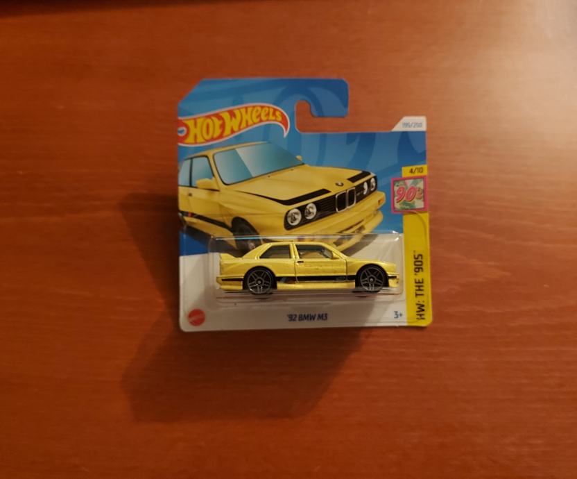 HOT WHEELS 92 BMW M3 AVTOMOBILČEK