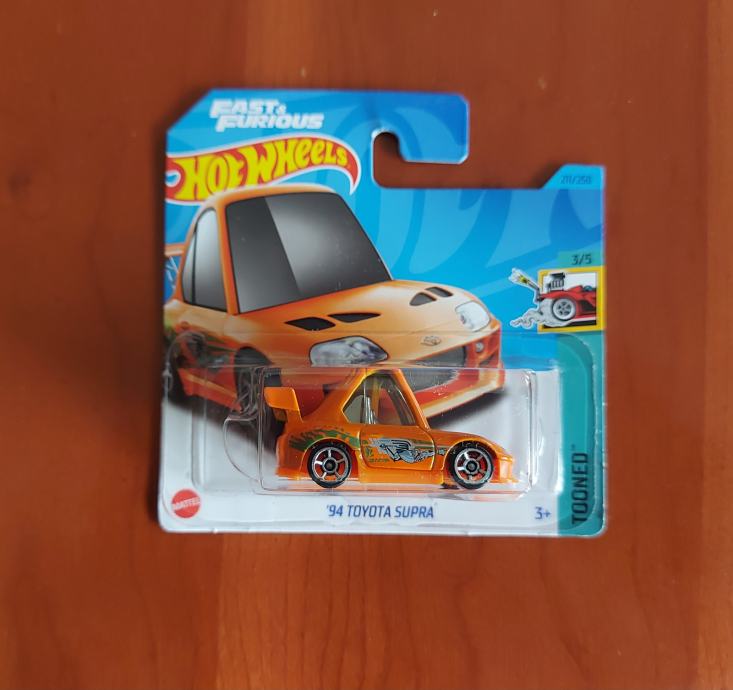 HOT WHEELS 94 TOYOTA SUPRA FAST & FURIOUS TOONED AVTOMOBILČEK MODEL