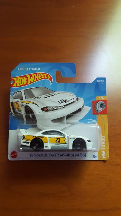 Hot Wheels Liberty Walk Super Silhouette Nissan Silvia S15 avto model