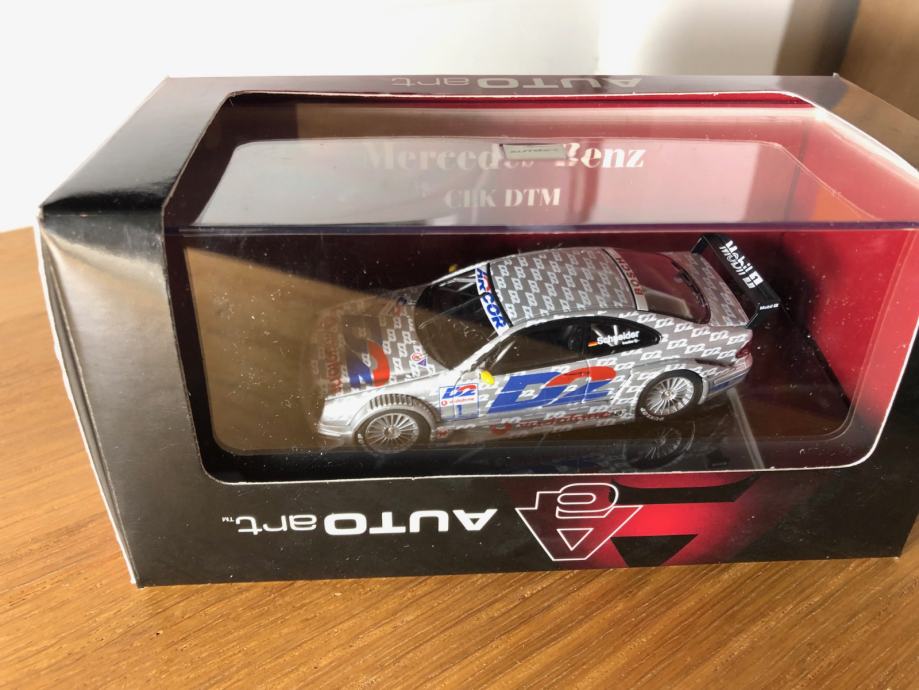 Mercedes-Benz CLK DTM 2001 1:43 - Autoart