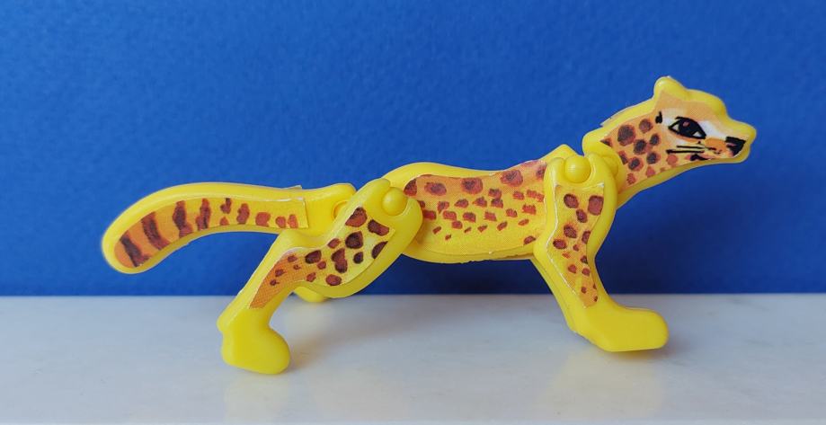 STARA KINDER FIGURA LEOPARD