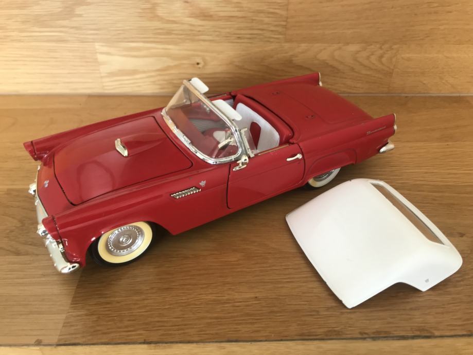 Ford Thunderbird (1955) 1:18