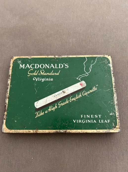 MacDonald’s škatllica cigaret, starinsko