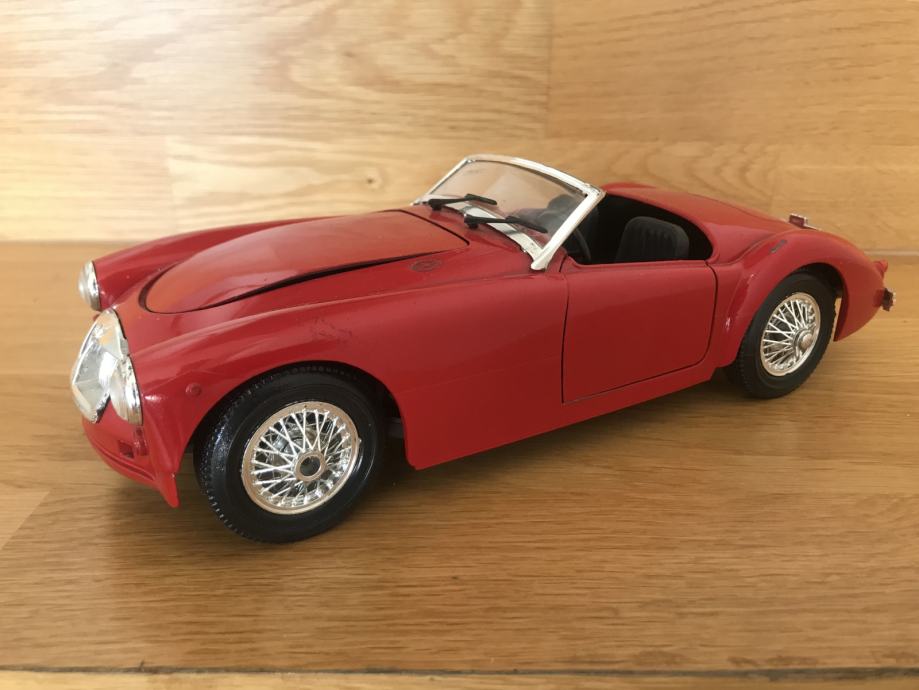 MGA Twin Cam (1958) 1:16