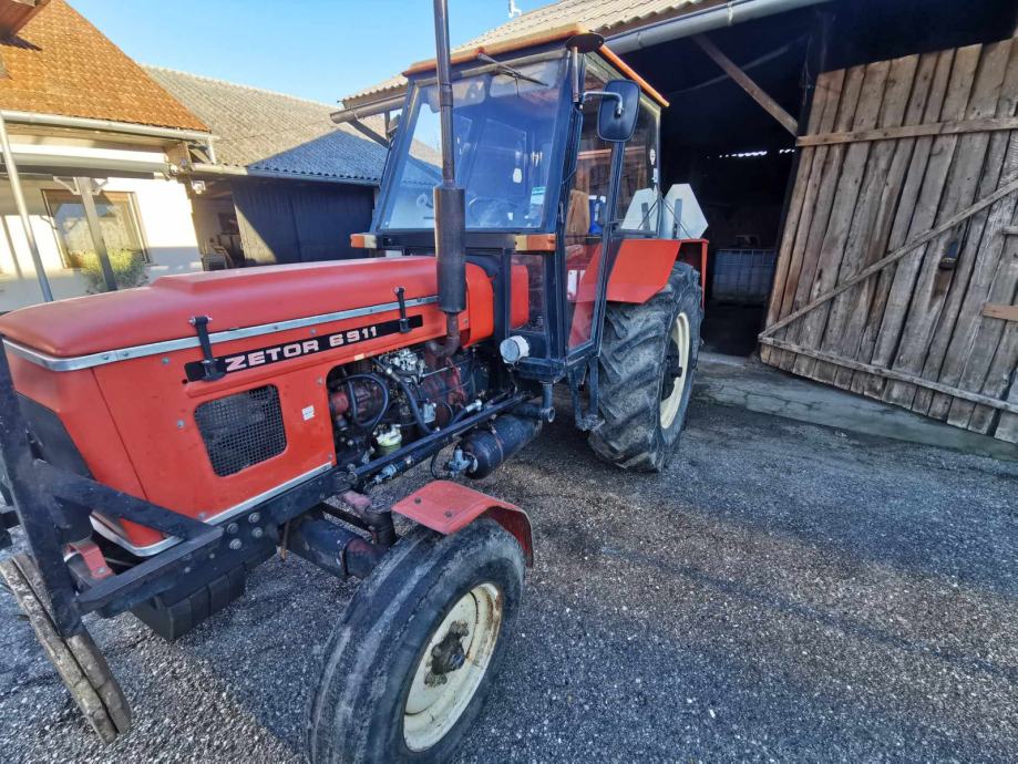 Zetor 6911