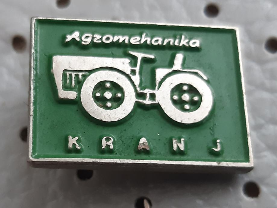 Značka Agromehanika Kranj traktor