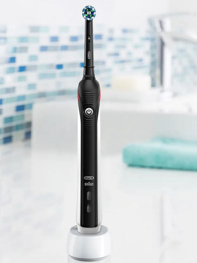 Oral B električna zobna ščetka Pro 2 2500 Black Edition Cross Action